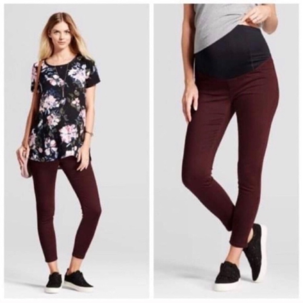 NWT Ingrid & Isabel Maternity Red Corduroy Skinny Jeans